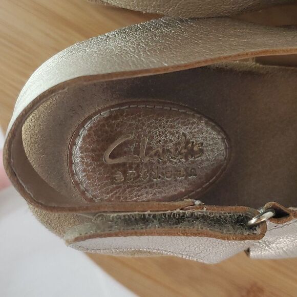 Clarks Annadel Eirwyn Metallic Gold Leather Cork Wedge Platform Sandal Size 10 - Picture 8 of 12